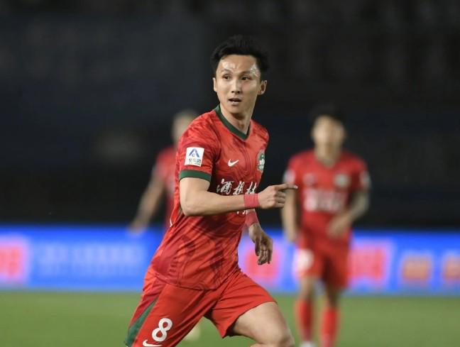 6t体育-钢铁防线与寒地战术：解码北中超联赛独特魅力