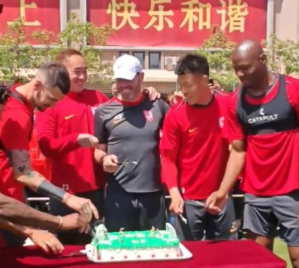 6t体育-法甲俱乐部财务状况深度剖析：盈利模式与支出结构揭秘